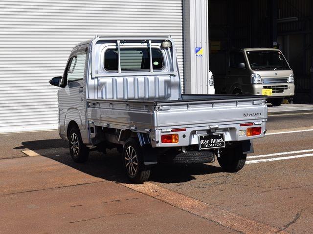 ハイゼットトラック エクストラ　４ＷＤ　オートマチック　メモリーナビ　フルセグＴＶ　Ｂｌｕｅｔｏｏｔｈ　キーレス　ＬＥＤライト　フォグランプ　ＥＴＣ　荷台ゴムマット　社外アルミ　メッキドアミラー　ワンオーナー車　マット　バイザー（6枚目）
