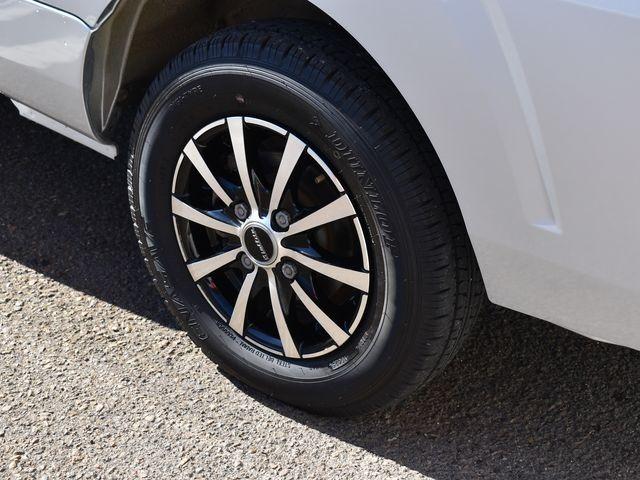 ハイゼットトラック エクストラ　４ＷＤ　オートマチック　メモリーナビ　フルセグＴＶ　Ｂｌｕｅｔｏｏｔｈ　キーレス　ＬＥＤライト　フォグランプ　ＥＴＣ　荷台ゴムマット　社外アルミ　メッキドアミラー　ワンオーナー車　マット　バイザー（27枚目）