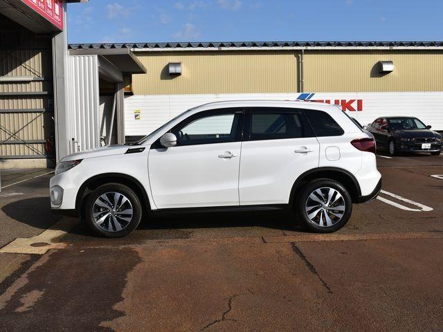 エスクード ベースグレード　４ＷＤ　純正８インチナビＴＶ　バックカメラ　前後ドラレコ　ＡＬＬＧＲＩＰ　スズキセーフティサポート　ＬＥＤライト　クルーズコントロール　ハーフレザーシート　プッシュスタート　ＥＴＣ　ワンオーナー車（13枚目）