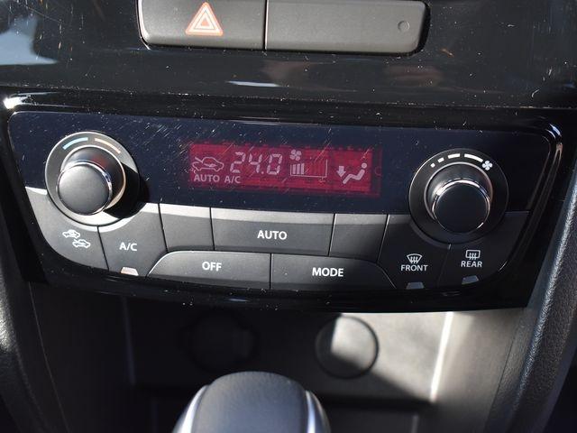 エスクード ベースグレード　４ＷＤ　純正８インチナビＴＶ　バックカメラ　前後ドラレコ　ＡＬＬＧＲＩＰ　スズキセーフティサポート　ＬＥＤライト　クルーズコントロール　ハーフレザーシート　プッシュスタート　ＥＴＣ　ワンオーナー車（29枚目）