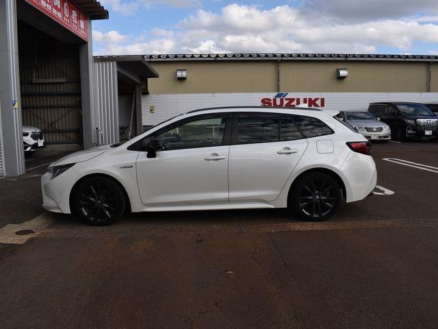 カローラツーリング ハイブリッド　ダブルバイビー　４ＷＤ　８インチディスプレイオーディオ　ＴＶ　Ｂカメラ　ドラレコ　セーフティセンス　レーダークルーズコントロール　ルーフレール　ＬＥＤライト　フォグランプ　ハーフレザーシート　ＥＴＣ　未使用品タイヤ（13枚目）