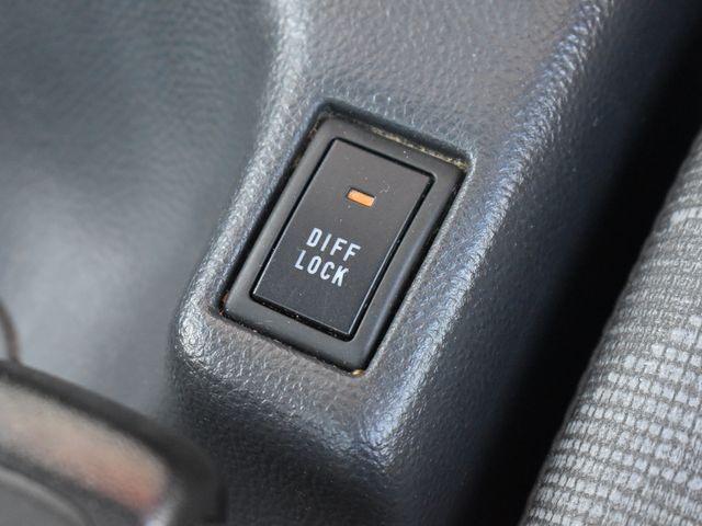 キャリイトラック FC農繁仕様 4WD 5速マニュアル ショートホイールベース ワンオーナー車 エアコン パワステ デフロック 荷台プロテクター ゲートチェーン 作業灯 ラジオ(17枚目)