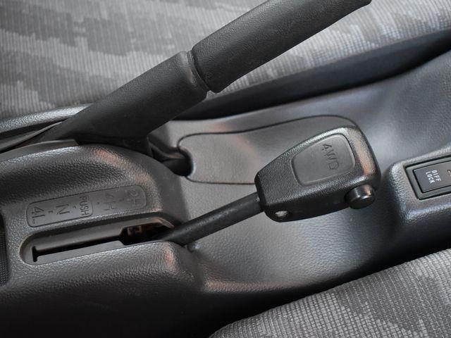 キャリイトラック FC農繁仕様 4WD 5速マニュアル ショートホイールベース ワンオーナー車 エアコン パワステ デフロック 荷台プロテクター ゲートチェーン 作業灯 ラジオ(18枚目)