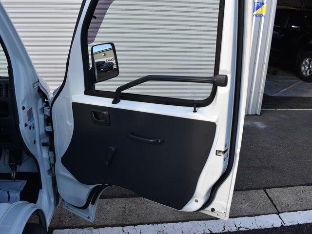 キャリイトラック FC農繁仕様 4WD 5速マニュアル ショートホイールベース ワンオーナー車 エアコン パワステ デフロック 荷台プロテクター ゲートチェーン 作業灯 ラジオ(22枚目)