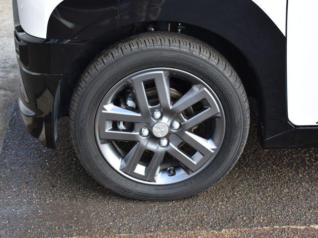 デリカミニ Ｔ　プレミアム　４ＷＤターボ　９インチナビＴＶ　マルチアラウンドモニター　ドラレコ　三菱ｅアシスト　両側パワスラ　キックセンサー電動スライド　ルーフレール　ハーフレザーシート　ＬＥＤライト　ＥＴＣ　ワンオーナー（52枚目）