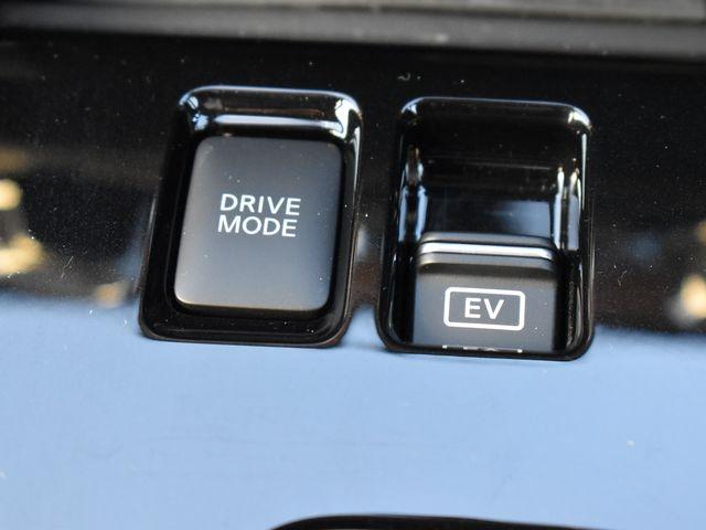 キックス Ｘ　ＦＯＵＲ　ツートーンインテリアエディション　ブラウン内装　４ＷＤ　純正９インチナビＴＶ　アラウンドビューＭ　ドラレコ　プロパイロット　ＥＴＣ　レザーシート　インテリジェントルームミラー　シートヒーター　純正アルミ　ステアリングヒーター　禁煙車（25枚目）