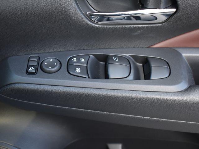 キックス Ｘ　ＦＯＵＲ　ツートーンインテリアエディション　ブラウン内装　４ＷＤ　純正９インチナビＴＶ　アラウンドビューＭ　ドラレコ　プロパイロット　ＥＴＣ　レザーシート　インテリジェントルームミラー　シートヒーター　純正アルミ　ステアリングヒーター　禁煙車（36枚目）