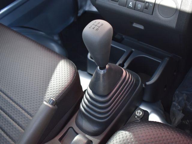 ハイゼットトラック スタンダード 農用スペシャル 4WD 届出済未使用車 5速マニュアル スマートアシスト 4枚リーフスプリング コーナーセンサー LED荷台作業灯 スーパーデフロック Wエアバック エアコン パワステ 純正ラジオ 純正ラバーマット(11枚目)