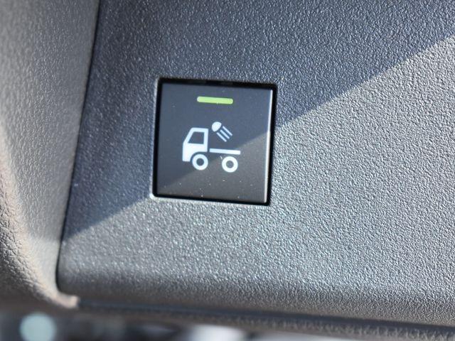 ハイゼットトラック スタンダード 農用スペシャル 4WD 届出済未使用車 5速マニュアル スマートアシスト 4枚リーフスプリング コーナーセンサー LED荷台作業灯 スーパーデフロック Wエアバック エアコン パワステ 純正ラジオ 純正ラバーマット(18枚目)