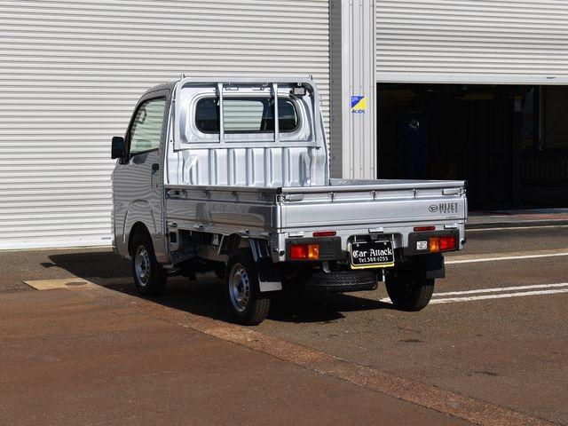ハイゼットトラック スタンダード 農用スペシャル 4WD 届出済未使用車 CVT 電子制御式4WD スマアシ 4枚リーフスプリング コーナーセンサー LED荷台作業灯 スーパーデフロック Wエアバック エアコン パワステ 純正ラジオ 純正ラバーマット(6枚目)
