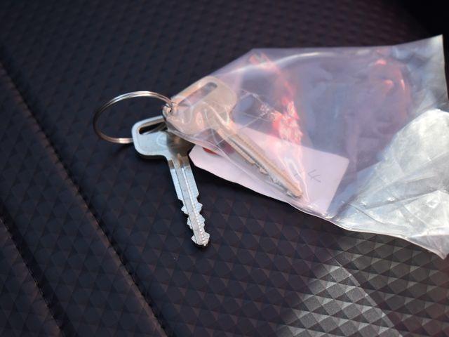 ハイゼットトラック スタンダード 農用スペシャル 4WD 届出済未使用車 CVT 電子制御式4WD スマアシ 4枚リーフスプリング コーナーセンサー LED荷台作業灯 スーパーデフロック Wエアバック エアコン パワステ 純正ラジオ 純正ラバーマット(12枚目)