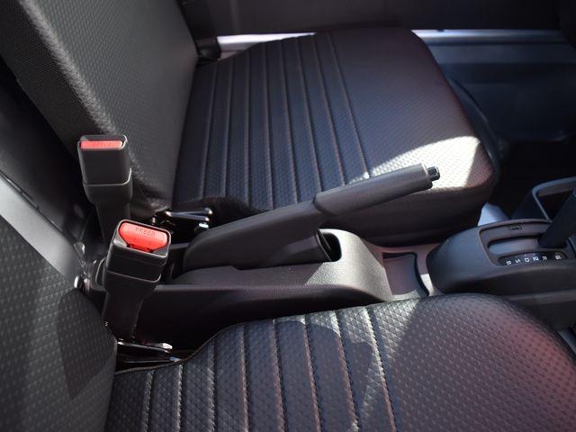 ハイゼットトラック スタンダード 農用スペシャル 4WD 届出済未使用車 CVT 電子制御式4WD スマアシ 4枚リーフスプリング コーナーセンサー LED荷台作業灯 スーパーデフロック Wエアバック エアコン パワステ 純正ラジオ 純正ラバーマット(17枚目)