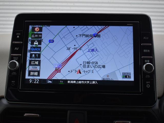 デイズ X 4WD 純正9インチナビTV アラウンドビューモニター エマージェンシーブレーキ プッシュスタート インテリジェントキー 純正アルミホイール ETC シートヒーター オートライト オートエアコン(10枚目)