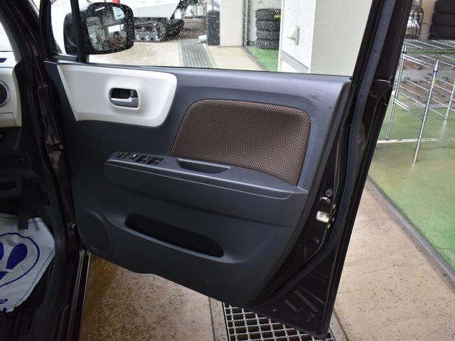 MRワゴン X 4WD CDオーディオ プッシュスタート スマートキー 社外アルミホイール シートヒーター オートエアコン ウィンカー付きドアミラー ベンチシート(17枚目)