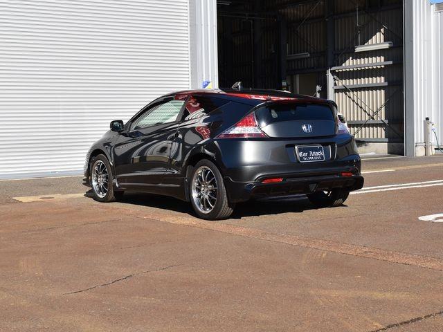 ＣＲ－Ｚ α　６速マニュアル　スカイルーフ　無限スポイラー　クルーズコントロール　スマートキー　社外アルミホイール　ＣＤオーディオ　ＥＴＣ　オートエアコン　ＨＩＤライト　フォグライト（6枚目）