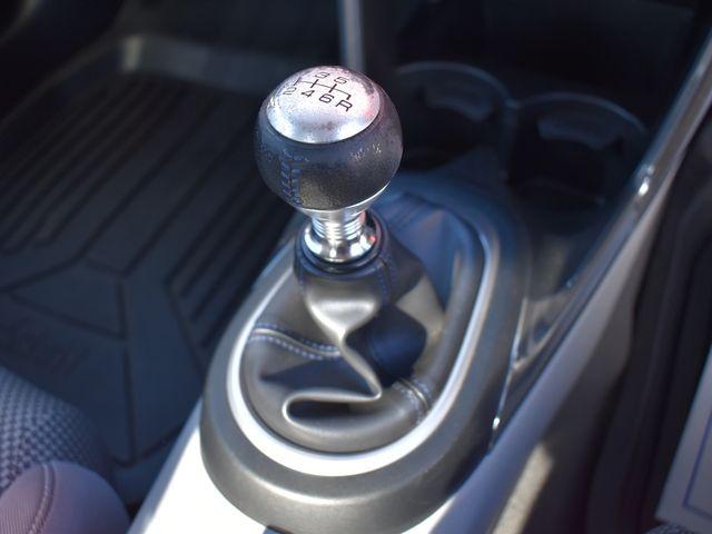 ＣＲ－Ｚ α　６速マニュアル　スカイルーフ　無限スポイラー　クルーズコントロール　スマートキー　社外アルミホイール　ＣＤオーディオ　ＥＴＣ　オートエアコン　ＨＩＤライト　フォグライト（10枚目）