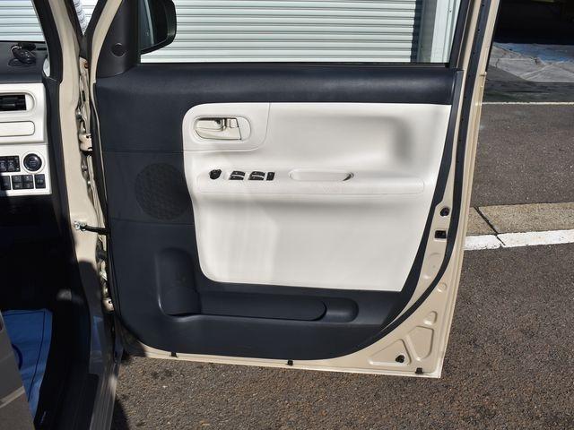 ムーヴキャンバス Ｘリミテッド　ＳＡＩＩＩ　４ＷＤ　メモリーナビ　フルセグＴＶ　Ｂｌｕｅｔｏｏｔｈ　バックカメラ　両側パワースライドドア　スマートアシスト　プッシュスタート　ＥＴＣ　シートヒーター　オートライト　ワンオーナー車　禁煙車（23枚目）