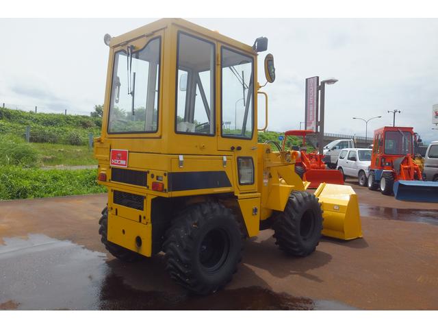 コマツ ホイールローダー WA30 4WD キャビンヒーター(5枚目)