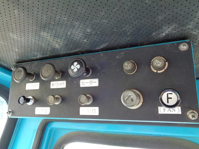 クボタ RA401 タイヤショベルホイールローダー キャビン(18枚目)