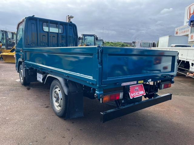 キャンターガッツ 　平　４ＷＤ　積載１５００ｋｇ　１０尺ボデー　ターボ　４Ｍ４２　ＰＤＧ－　荷台鉄板ばり　３次排ガスクリア　全塗装済み（8枚目）