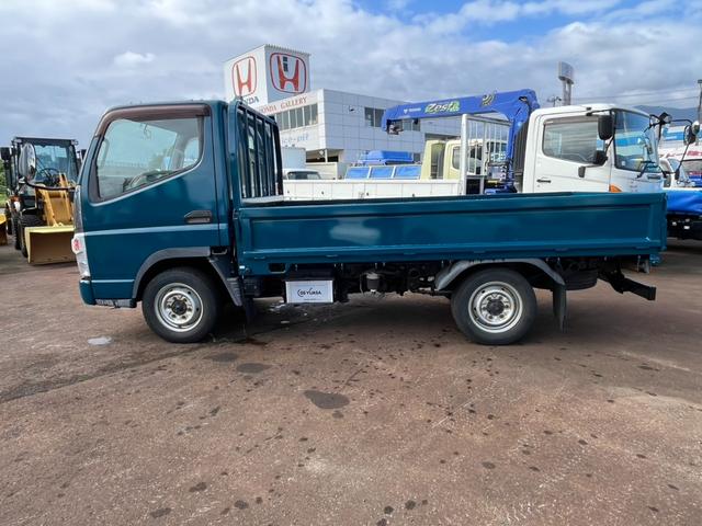 キャンターガッツ 　平　４ＷＤ　積載１５００ｋｇ　１０尺ボデー　ターボ　４Ｍ４２　ＰＤＧ－　荷台鉄板ばり　３次排ガスクリア　全塗装済み（9枚目）