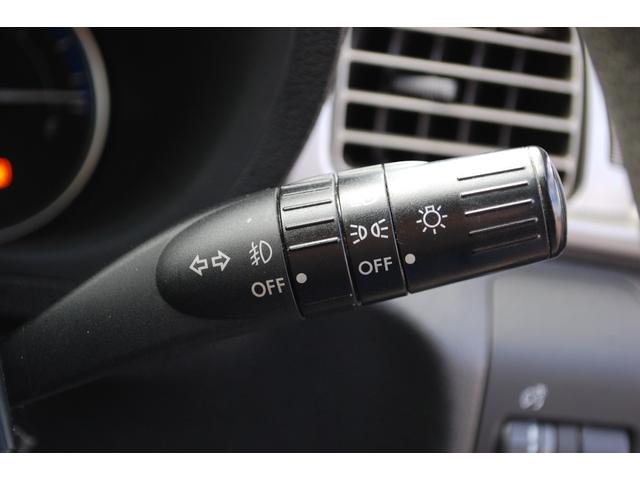 エクシーガ ２．０ｉＳスタイル　４ＷＤ　ナビＴＶフルセグ　ＥＴＣ　キーレス　ドライブレコーダー　ＨＩＤ　フォグランプ　３列シート　７人乗り（24枚目）