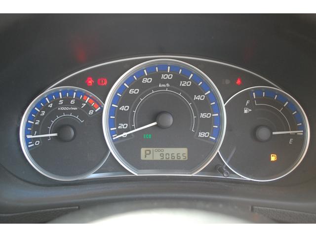 エクシーガ ２．０ｉＳスタイル　４ＷＤ　ナビＴＶフルセグ　ＥＴＣ　キーレス　ドライブレコーダー　ＨＩＤ　フォグランプ　３列シート　７人乗り（25枚目）