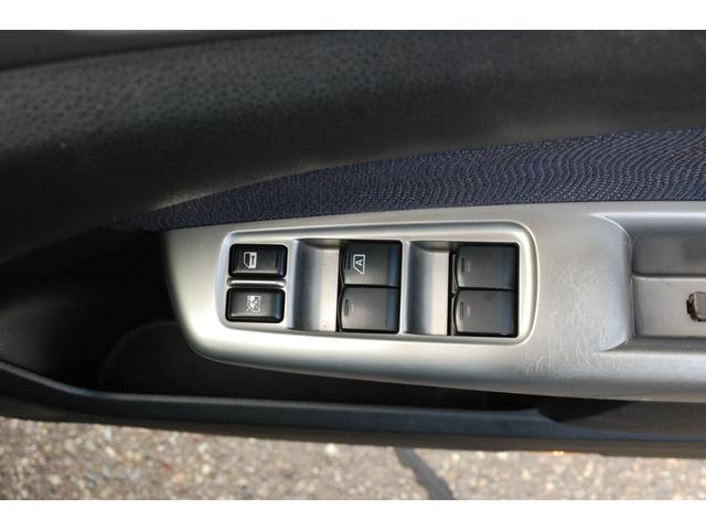 エクシーガ ２．０ｉＳスタイル　４ＷＤ　ナビＴＶフルセグ　ＥＴＣ　キーレス　ドライブレコーダー　ＨＩＤ　フォグランプ　３列シート　７人乗り（28枚目）