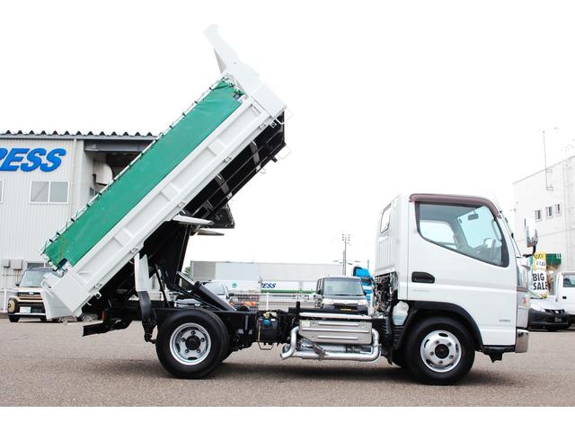 キャンター 全低床ダンプ 4WD  6AT 最大積載1.85t エアコン パワステ パワーウィンドウ キーレス ETC 3人 電動格納&調整ミラー ヒーターミラー コボレーン 歩み掛 荷台照明 総重量5t未満(9枚目)