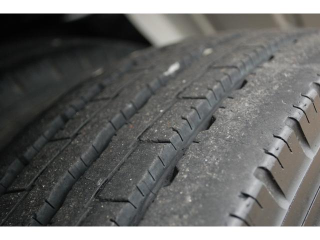 キャンター 全低床ダンプ 4WD  6AT 最大積載1.85t エアコン パワステ パワーウィンドウ キーレス ETC 3人 電動格納&調整ミラー ヒーターミラー コボレーン 歩み掛 荷台照明 総重量5t未満(68枚目)