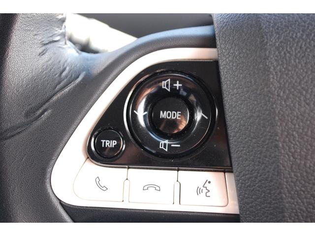 プリウス Ａ　４ＷＤ　純正９インチナビＴＶフルセグ　バックモニター　ＥＴＣ　レーダークルーズ　ＢＳＭ　ＨＵＤ　ＩＣＳ　パーキングアシスト　ＬＥＤヘッドライト＆オートハイビーム　フロント＆バックフォグ　中古冬タイヤ付（22枚目）