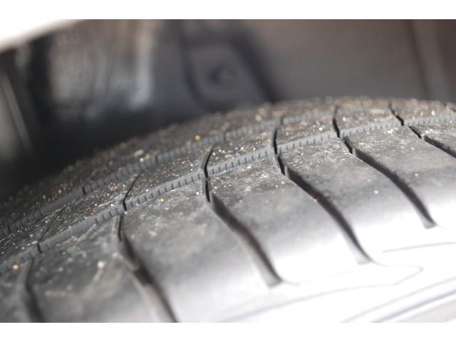 プリウス Ａ　４ＷＤ　純正９インチナビＴＶフルセグ　バックモニター　ＥＴＣ　レーダークルーズ　ＢＳＭ　ＨＵＤ　ＩＣＳ　パーキングアシスト　ＬＥＤヘッドライト＆オートハイビーム　フロント＆バックフォグ　中古冬タイヤ付（35枚目）