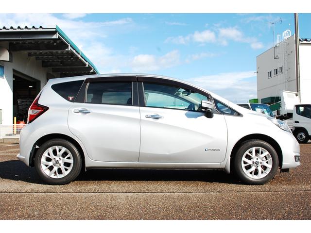 ノート e-パワー メダリスト FOUR 4WD ナビTVフルセグ 全方位&バックカメラ ETC デジタルインナーミラー インテリジェントクルーズコントロール LEDヘッドライト ハーフレザーシート ドライブレコーダー プッシュスタート(6枚目)