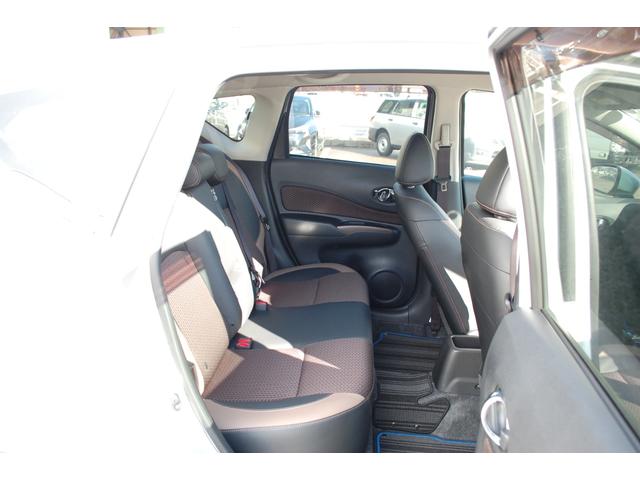 ノート e-パワー メダリスト FOUR 4WD ナビTVフルセグ 全方位&バックカメラ ETC デジタルインナーミラー インテリジェントクルーズコントロール LEDヘッドライト ハーフレザーシート ドライブレコーダー プッシュスタート(18枚目)