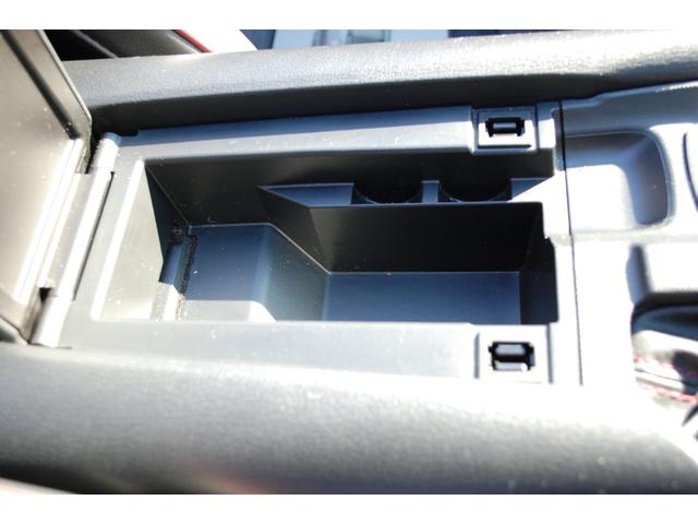 ロードスター ＲＳ　６ＭＴ　ナビＴＶフルセグ　ＥＴＣ　シートＨＴ　ＲＥＣＡＲＯアルカンターラコンビシート　ＢＯＳＥスピーカー　ＢＩＬＳＴＥＩＮ製ダンパー　社外マフラー　純正１６インチアルミ　ＬＥＤヘッド　プッシュスタート（18枚目）