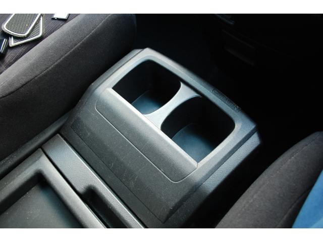 アルファード ２４０Ｓ　４ＷＤ　ナビＴＶフルセグ走行中視聴ＯＫ　バックカメラ　ＥＴＣ　両側パワースライドドア　後席フリップダウンモニター　ＨＩＤ　３列シート　７人乗り　スマートキー　プッシュスタート（17枚目）