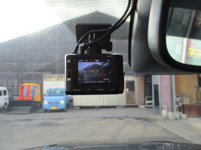 ヴォクシー ZS 煌 両側パワースライドドア イクリプスナビ TV リヤカメラ 前後ドラレコ(25枚目)