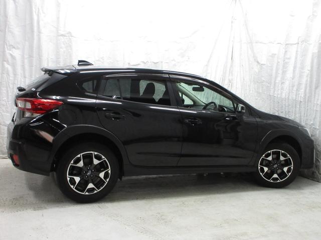 ＸＶ ２．０ｉ－Ｌ　アイサイト　４ＷＤ　純正ナビ　バックカメラ　フルセグＴＶ　ＬＥＤヘッドライト　１７インチアルミＷ　ヒルスタートアシスト　抗菌消臭済み　ワンオーナー　自社買取車（8枚目）