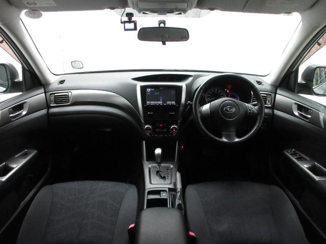 フォレスター ２．０ＸＳ　４ＷＤ　Ｐａｎａｓｏｎｉｃナビ　フルセグＴＶ　純正アルミホイール　自社ユーザー買取車　抗菌消臭済み（12枚目）