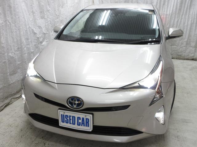 プリウス Ｓセーフティプラス　純正ナビ　フルセグＴＶ　バックカメラ　ＬＥＤヘッドライト　クルーズコントロール　衝突軽減ブレーキ　ＥＴＣ２．０　ワンオーナー　自社買取車（9枚目）