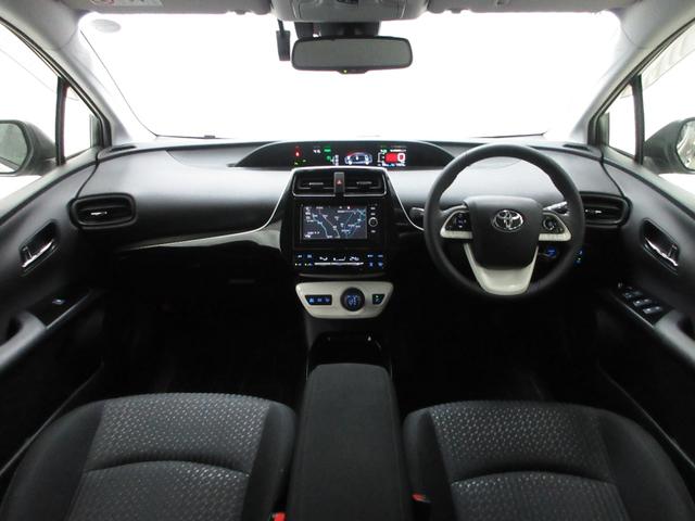 プリウス Ｓセーフティプラス　純正ナビ　フルセグＴＶ　バックカメラ　ＬＥＤヘッドライト　クルーズコントロール　衝突軽減ブレーキ　ＥＴＣ２．０　ワンオーナー　自社買取車（12枚目）