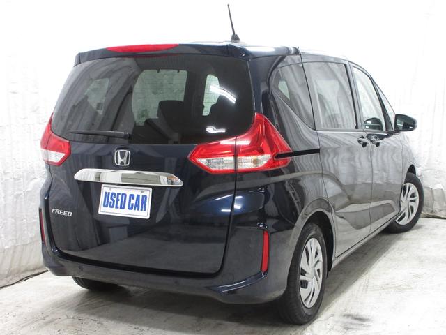 フリード G・ホンダセンシング 7人乗り カロッツェリアナビ バックカメラ フルセグTV ETC シートヒーター R左右パワースライドドア 抗菌消臭済み(6枚目)