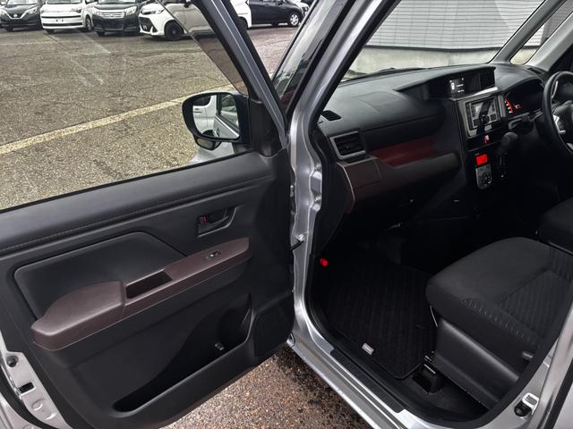 ルーミー G S 衝突被害軽減ブレーキ クルコン レーンキープ オートライト オートAC アクセル踏み間違い防止 キーレス スマートキー 両側PSDr アイドリングストップ TRC プッシュEgスタート CD(38枚目)