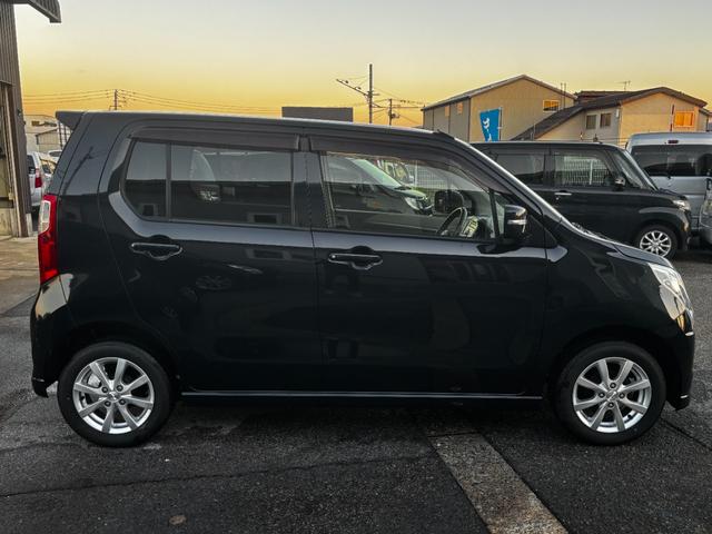 フレア ＸＳ　４ＷＤ　ＣＤ　キーレス　スマートキー　プッシュエンジンスタート　ＥＴＣ　アイドリングストップ　オートＡＣ　シートヒーター　１４アルミ（2枚目）