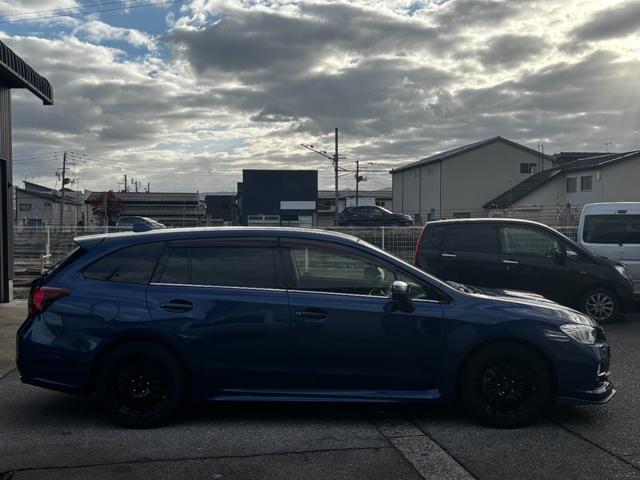 レヴォーグ １．６ＧＴアイサイト　４ＷＤ　ターボ　ナビＴＶ　ＢＴ　衝突被害軽減ブレーキ　Ｆスポイラー　ＥＴＣ　スマートキー　オートライト　オートＡＣ　クルコン　パドルシフト　レーンキープ　ＴＲＣ　１７アルミ　Ｂカメラ　プッシュスタート（2枚目）