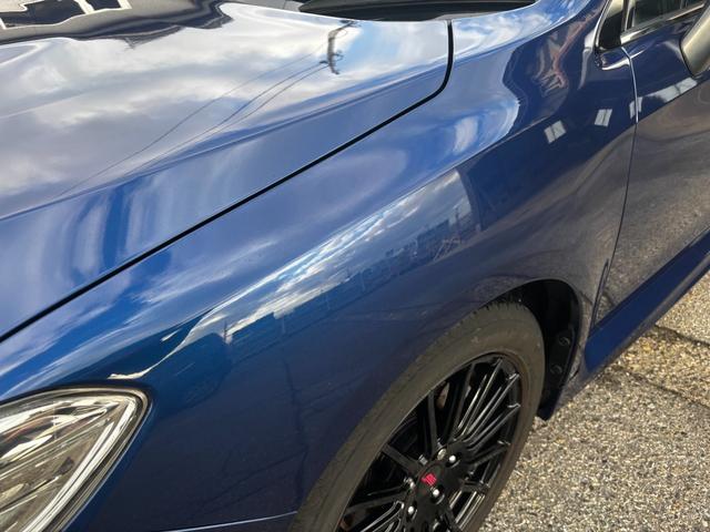 レヴォーグ １．６ＧＴアイサイト　４ＷＤ　ターボ　ナビＴＶ　ＢＴ　衝突被害軽減ブレーキ　Ｆスポイラー　ＥＴＣ　スマートキー　オートライト　オートＡＣ　クルコン　パドルシフト　レーンキープ　ＴＲＣ　１７アルミ　Ｂカメラ　プッシュスタート（12枚目）