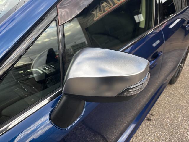 レヴォーグ １．６ＧＴアイサイト　４ＷＤ　ターボ　ナビＴＶ　ＢＴ　衝突被害軽減ブレーキ　Ｆスポイラー　ＥＴＣ　スマートキー　オートライト　オートＡＣ　クルコン　パドルシフト　レーンキープ　ＴＲＣ　１７アルミ　Ｂカメラ　プッシュスタート（13枚目）