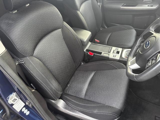 レヴォーグ １．６ＧＴアイサイト　４ＷＤ　ターボ　ナビＴＶ　ＢＴ　衝突被害軽減ブレーキ　Ｆスポイラー　ＥＴＣ　スマートキー　オートライト　オートＡＣ　クルコン　パドルシフト　レーンキープ　ＴＲＣ　１７アルミ　Ｂカメラ　プッシュスタート（27枚目）