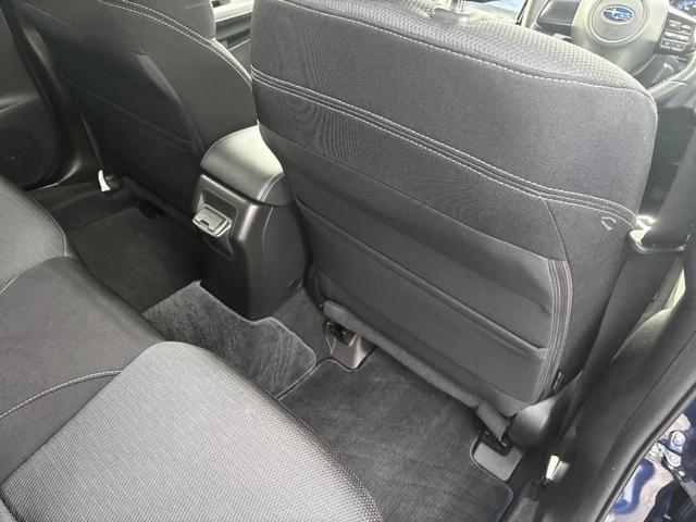 レヴォーグ １．６ＧＴアイサイト　４ＷＤ　ターボ　ナビＴＶ　ＢＴ　衝突被害軽減ブレーキ　Ｆスポイラー　ＥＴＣ　スマートキー　オートライト　オートＡＣ　クルコン　パドルシフト　レーンキープ　ＴＲＣ　１７アルミ　Ｂカメラ　プッシュスタート（31枚目）