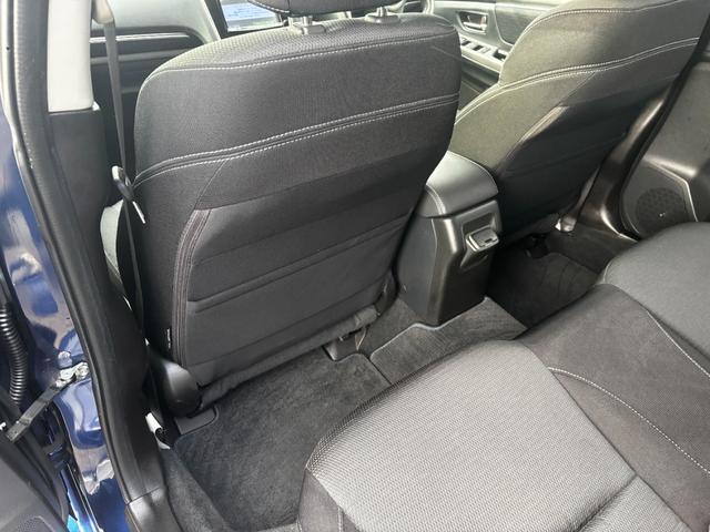 レヴォーグ １．６ＧＴアイサイト　４ＷＤ　ターボ　ナビＴＶ　ＢＴ　衝突被害軽減ブレーキ　Ｆスポイラー　ＥＴＣ　スマートキー　オートライト　オートＡＣ　クルコン　パドルシフト　レーンキープ　ＴＲＣ　１７アルミ　Ｂカメラ　プッシュスタート（37枚目）